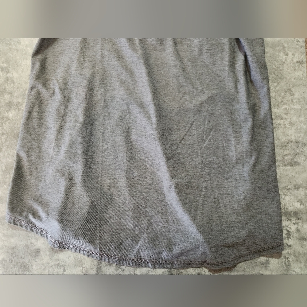 DSG workout tank - Picture 2 of 5